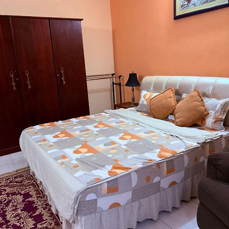Resident View Homestay كاندي المظهر الخارجي الصورة