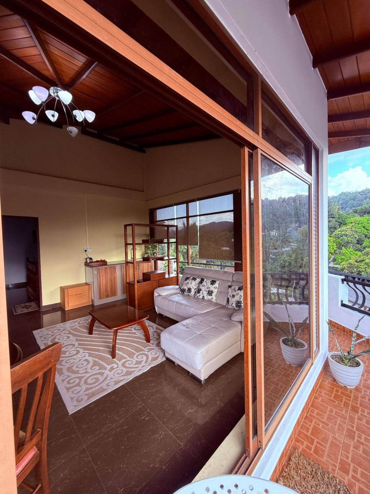 Resident View Homestay كاندي المظهر الخارجي الصورة