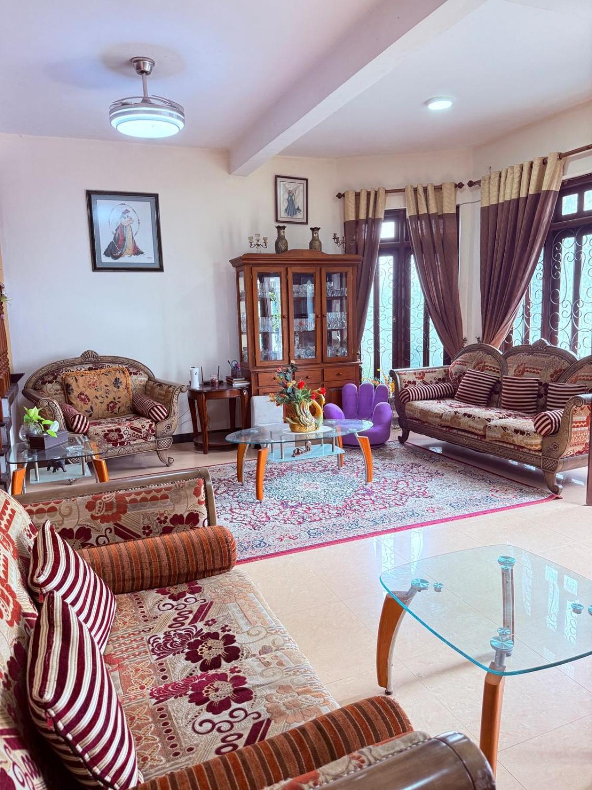 Resident View Homestay كاندي المظهر الخارجي الصورة