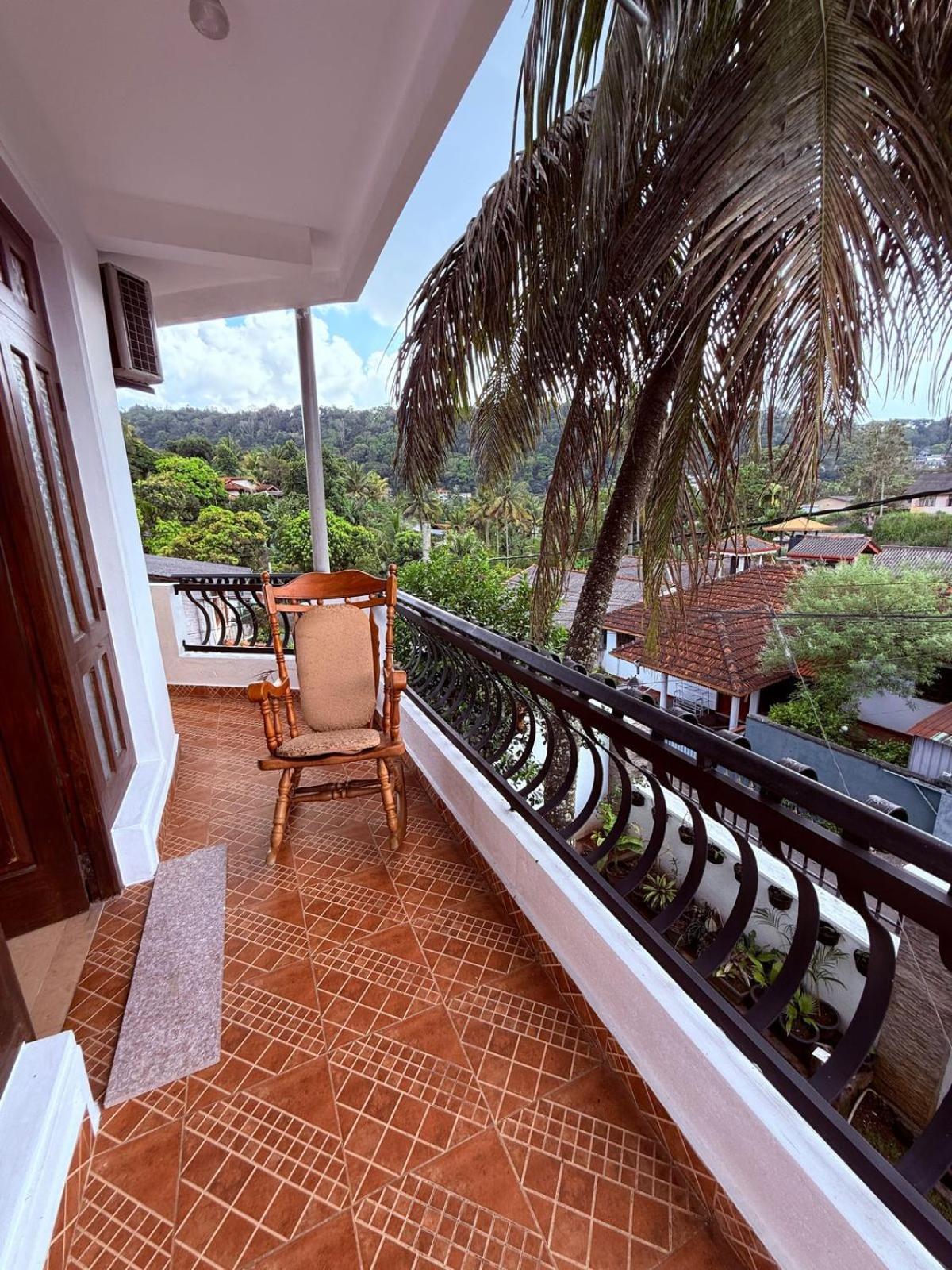 Resident View Homestay كاندي المظهر الخارجي الصورة