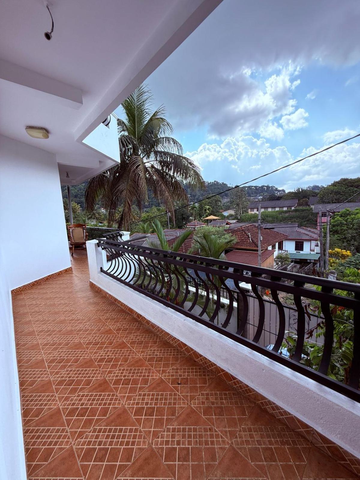 Resident View Homestay كاندي المظهر الخارجي الصورة