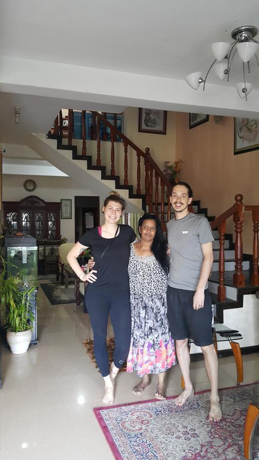 Resident View Homestay كاندي المظهر الخارجي الصورة