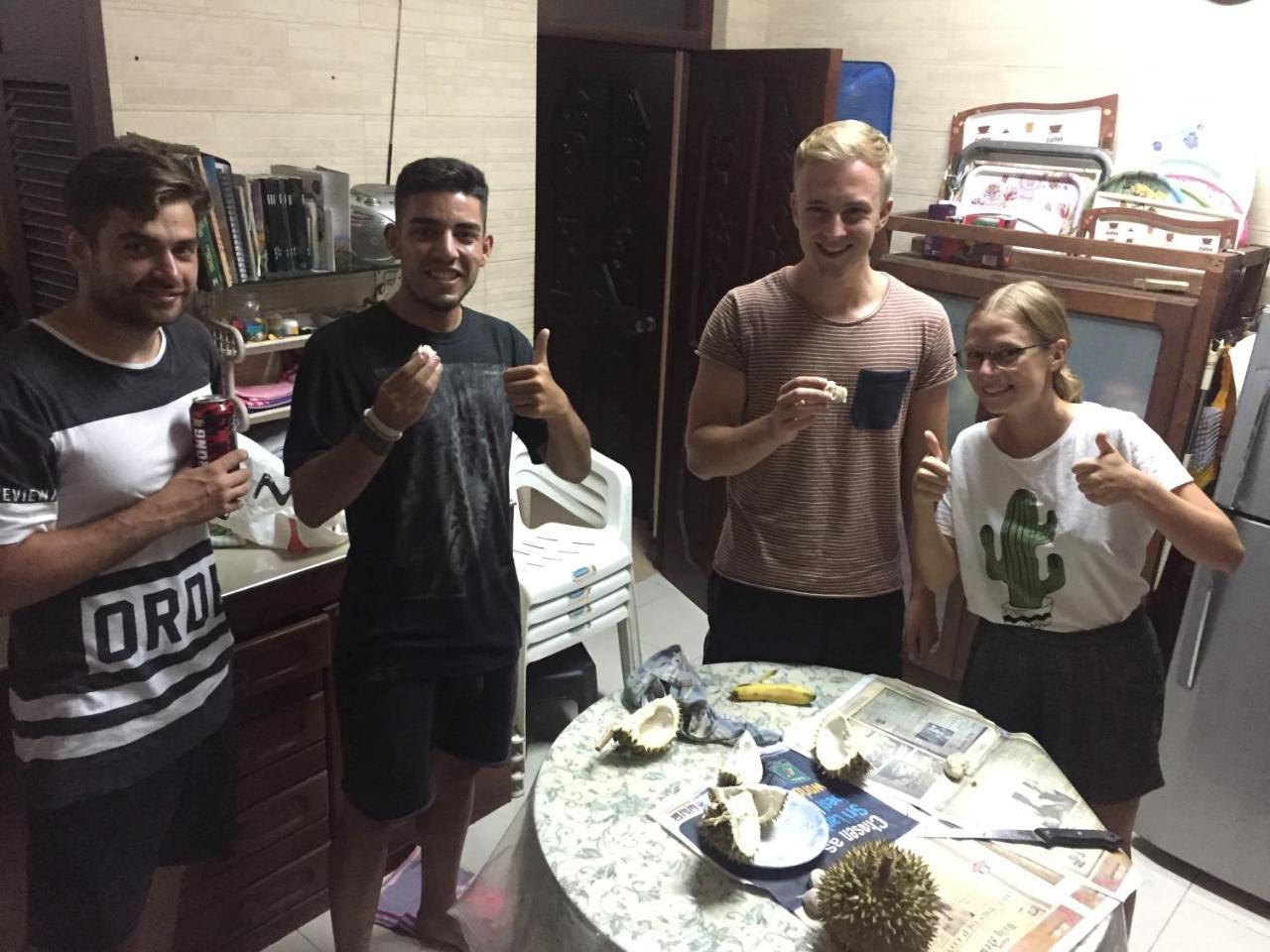 Resident View Homestay كاندي المظهر الخارجي الصورة