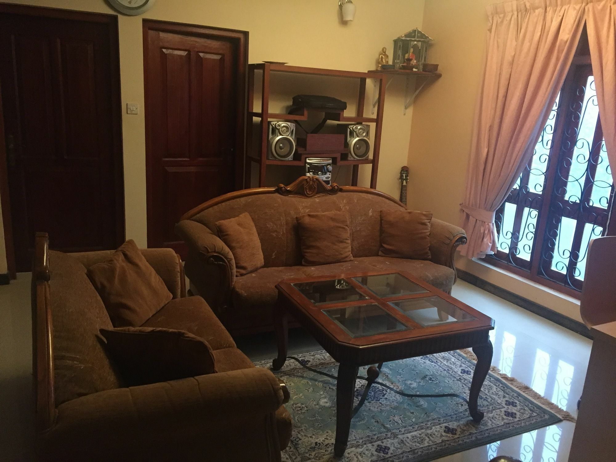 Resident View Homestay كاندي المظهر الخارجي الصورة